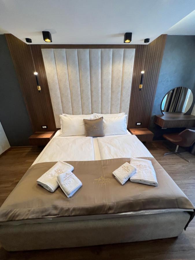 Hotel Palace San Valentino Umag Zewnętrze zdjęcie