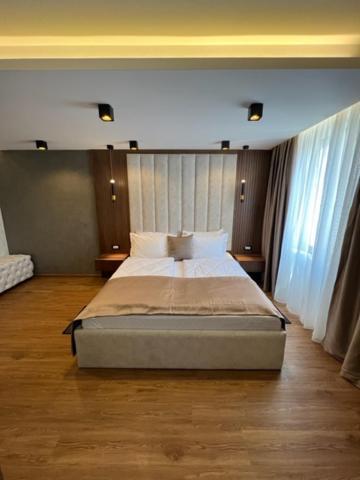 Hotel Palace San Valentino Umag Zewnętrze zdjęcie